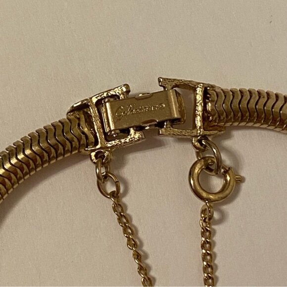 GOLDETTE NY BRACELET VINTAGE GOLD MESH SAFETY CHAIN FOLD-OVER CLASP 7.5” USA - Picture 6 of 8